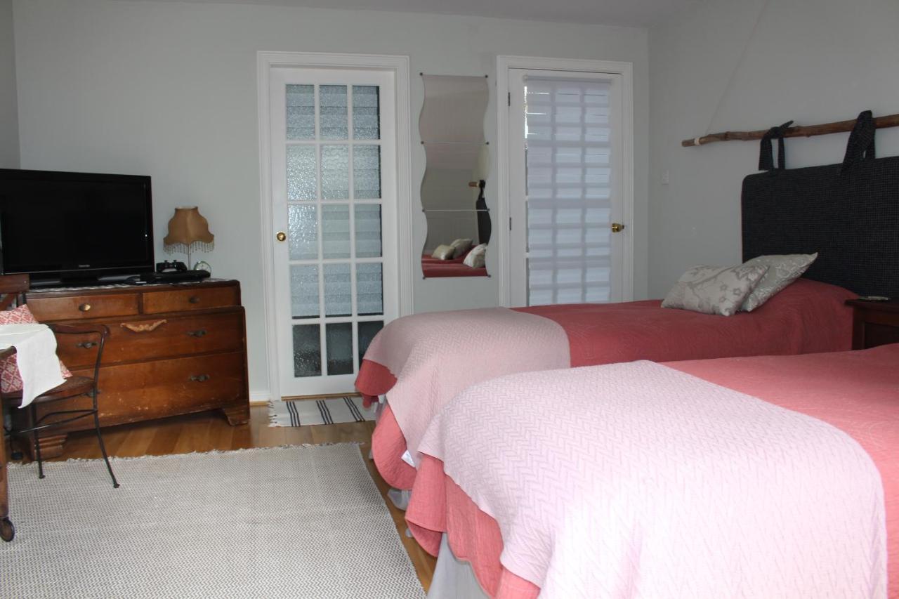 フォート・ウィリアム Bayside Bed & Breakfast エクステリア 写真